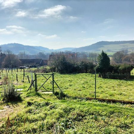 Agréable chambre meublée, vue sur la vallée de l'Auxois Villy-en-Auxois Esterno foto