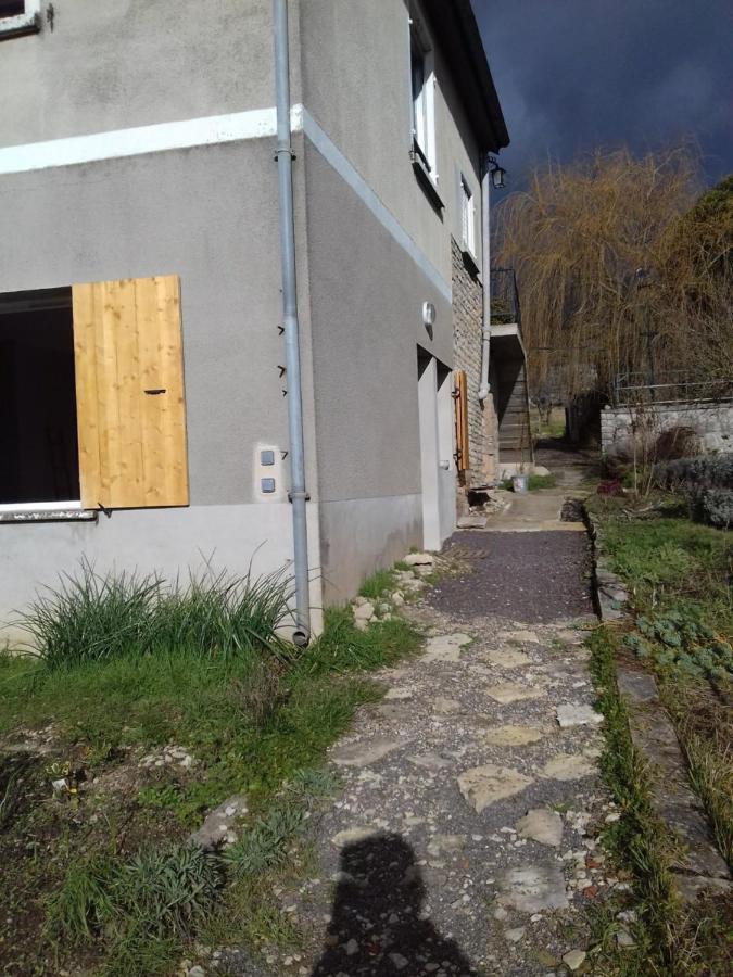 Agréable chambre meublée, vue sur la vallée de l'Auxois Villy-en-Auxois Esterno foto